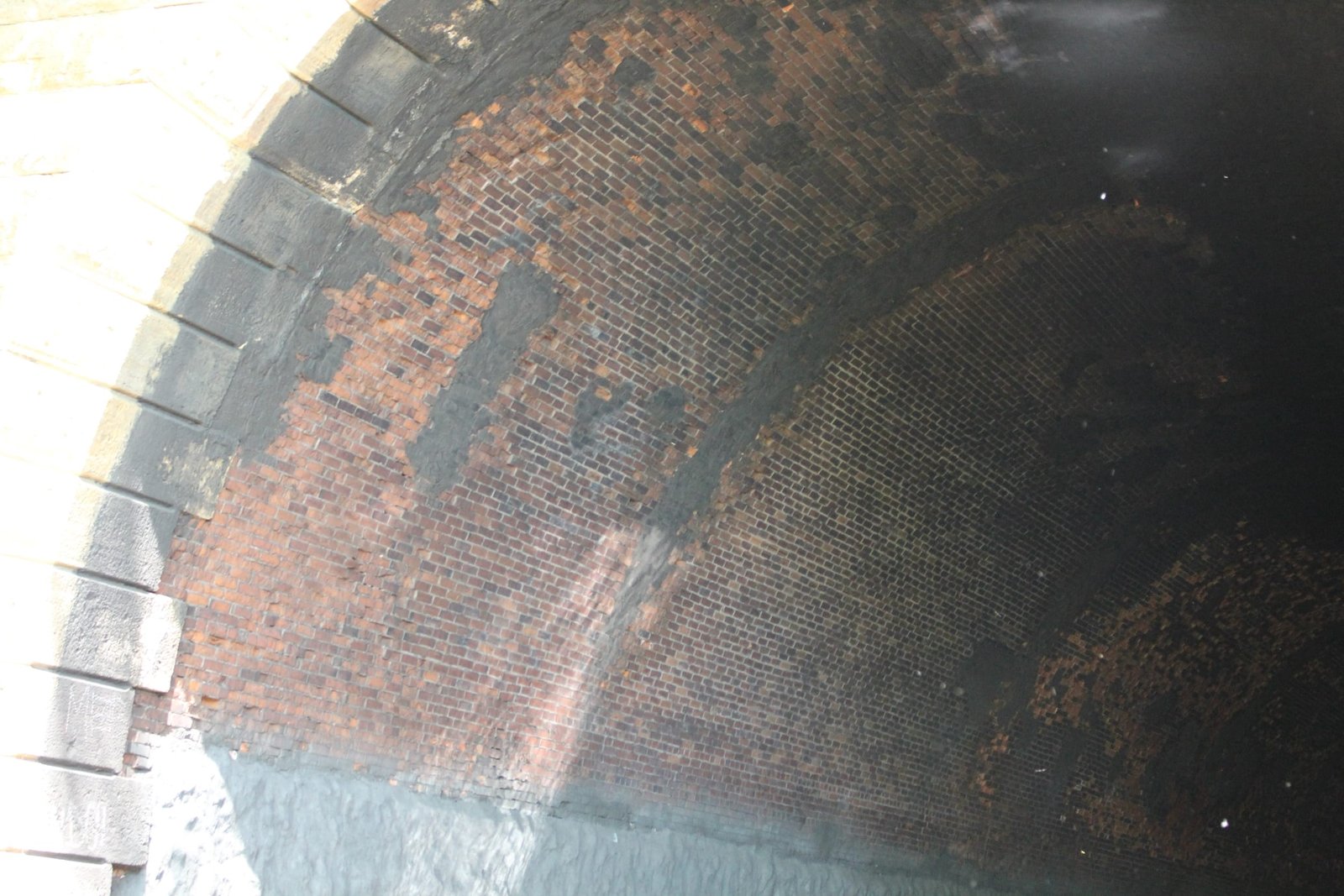 Details of brick arch